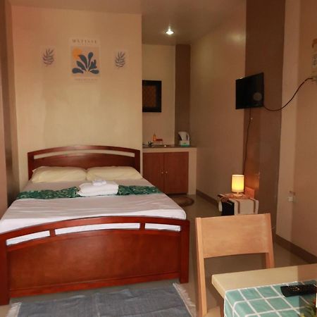 Jo-Cris Apartelle Мактан Екстер'єр фото
