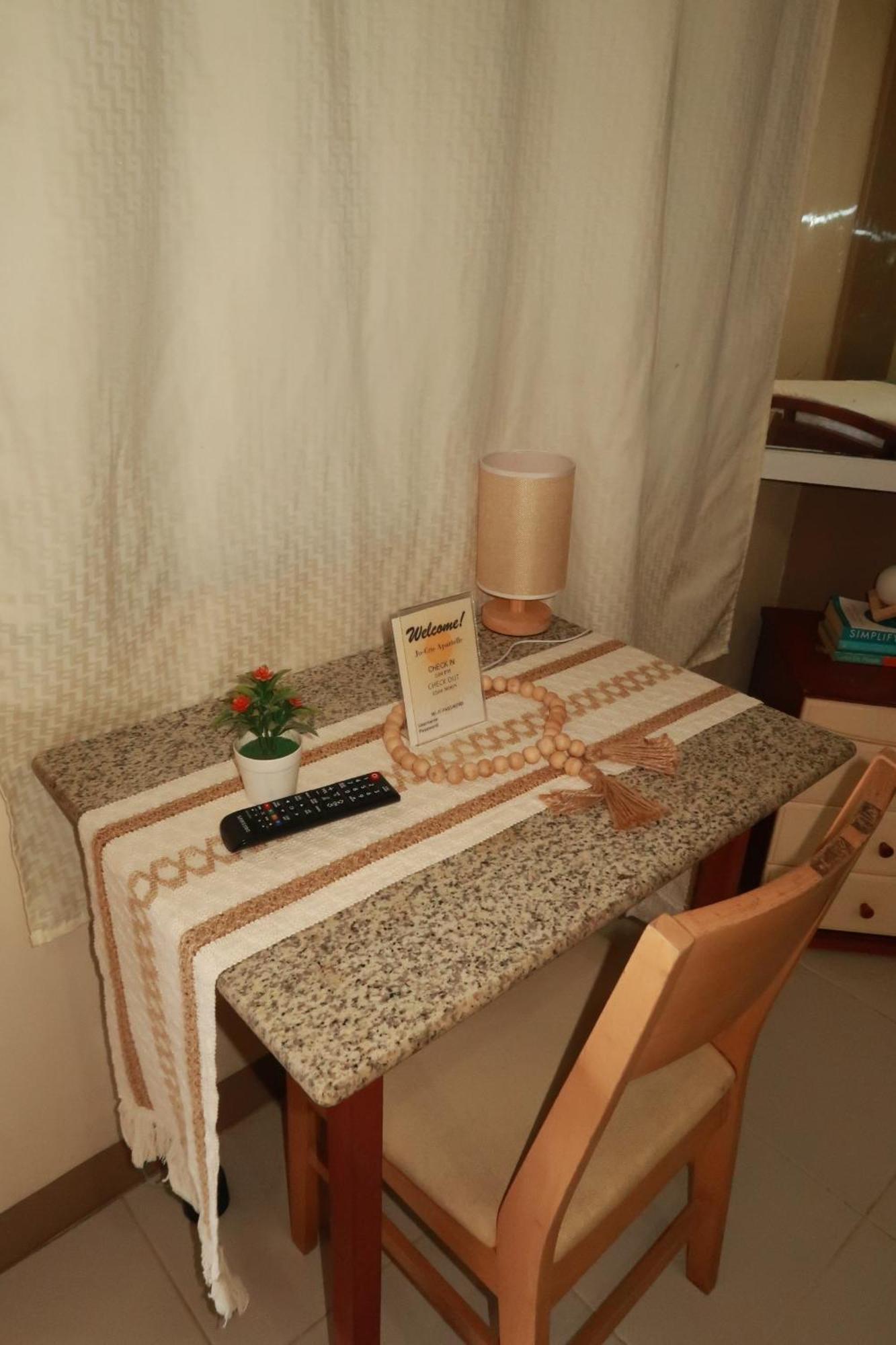 Jo-Cris Apartelle Мактан Екстер'єр фото